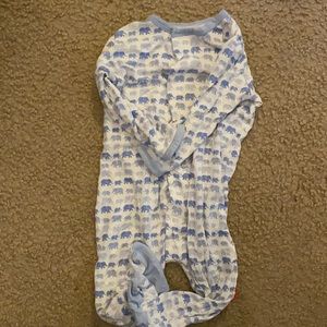 Magnetic me 3-6 month sleeper